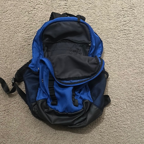 Nike Brasilia Mens Blue & Black Backpack Bookbag One Size - Picture 4 of 6